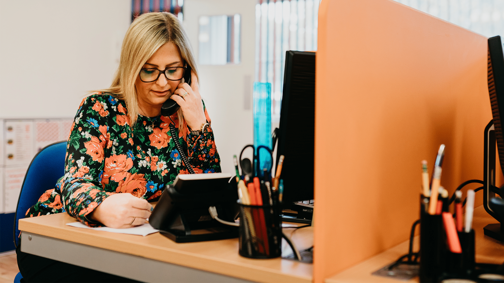 The Pros and Cons of Using a Mortgage Broker in Leicester